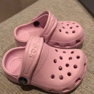 Pink crocs in size 2/3. NWOT